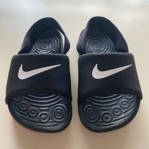 Nike baby sandals Size 7
